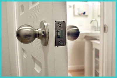 Advanced Locksmith Service Springfield, MA 413-300-1740 - 14-unlock-door